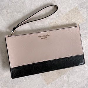 Authentic Kate Spade purse wristlet, NWOT
